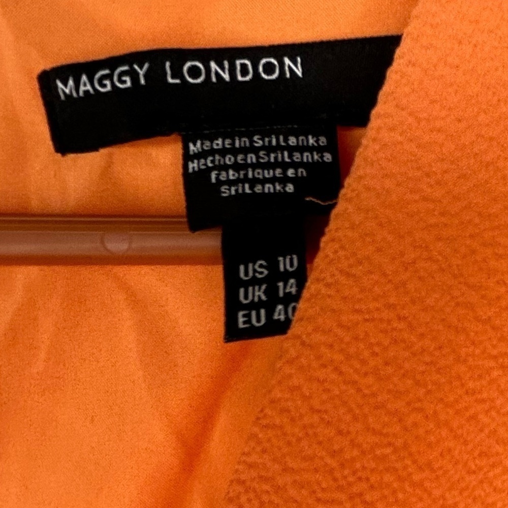 043. NWT Maggy London Dress Size 10 - Picture 3 of 4